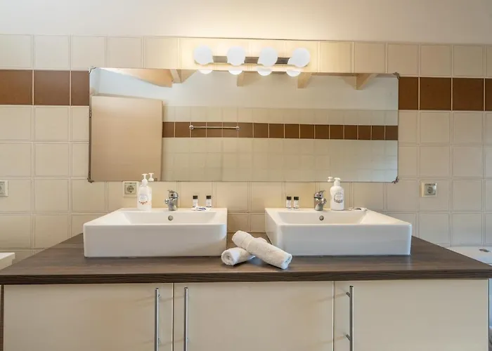 Vibes 11 Argostoli (Kefalonia)